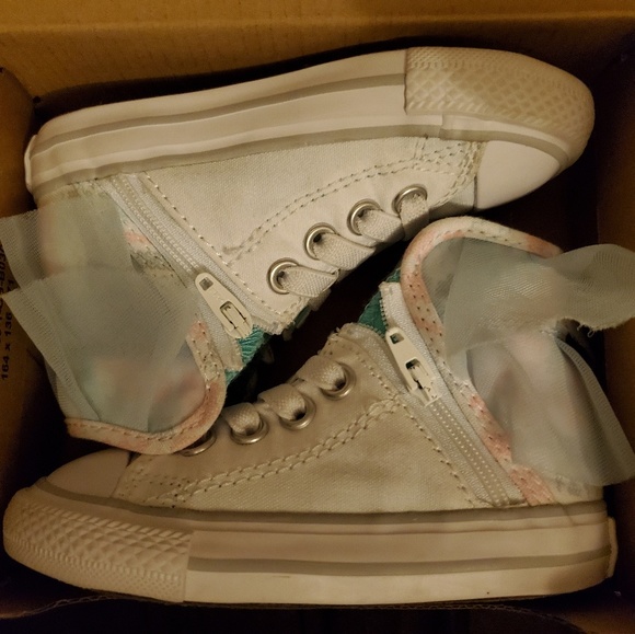 Converse Chuck Taylor All Star Block Party Hi-Tops - Picture 6 of 6